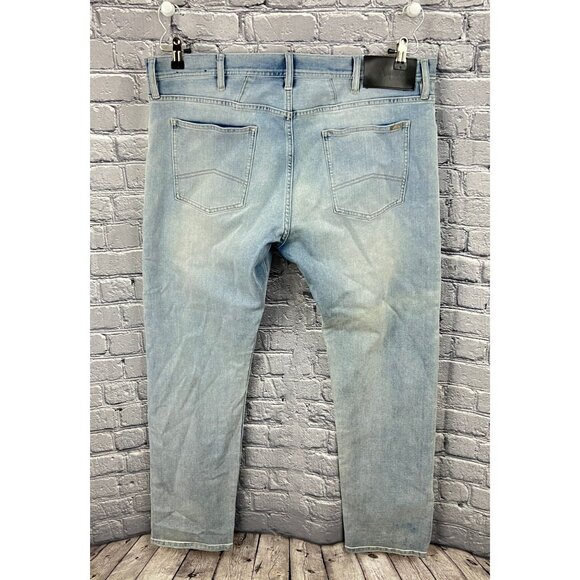 Armani Exchange A/X Men's Size 40 Light Wash Blue Jeans Straight Leg - Picture 3 of 9